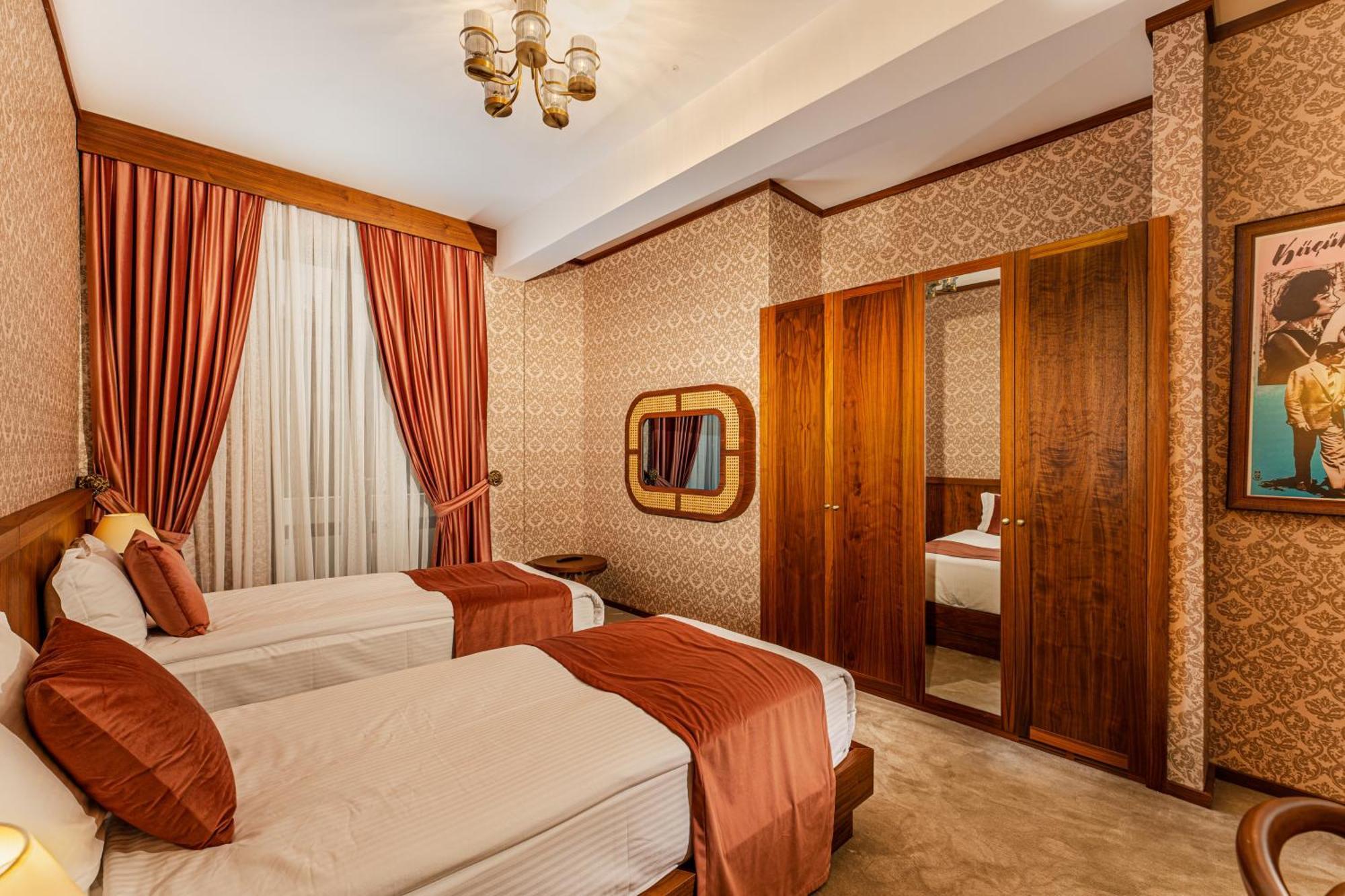 Otel 74